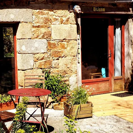 Bretagne Atypique, Dans Un Ancien Couvent Affittacamere