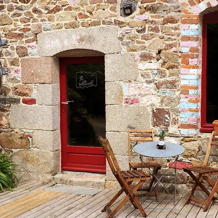 Affittacamere Bretagne Atypique, Dans Un Ancien Couvent Camlez